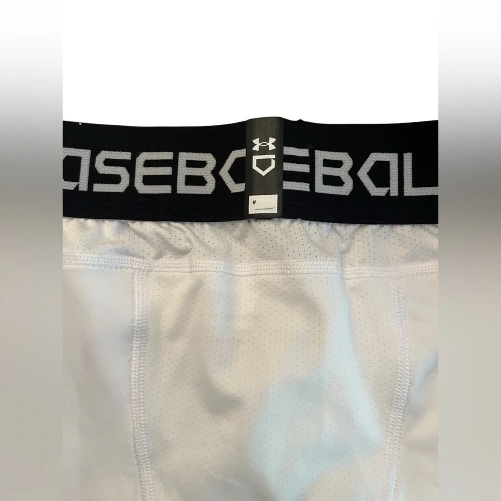 NWOT Under Armour Boys YMD Heat Gear Fitted Sliding Shorts